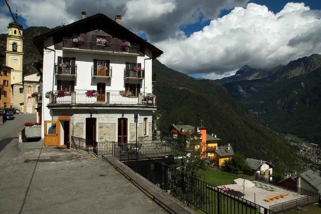 Hotel Roseg Chiesa in Valmalenco 3*,  Italy